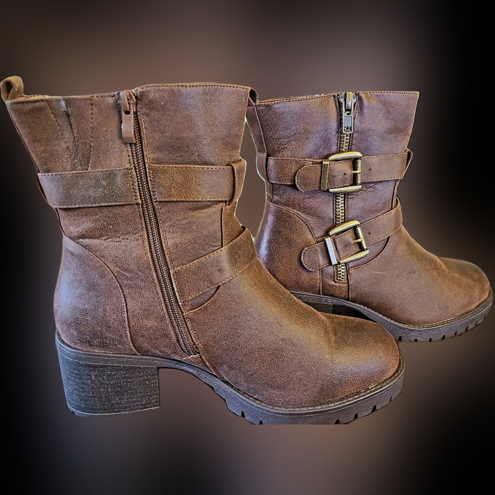 COPY - Torrid Boot Size 10 1/2